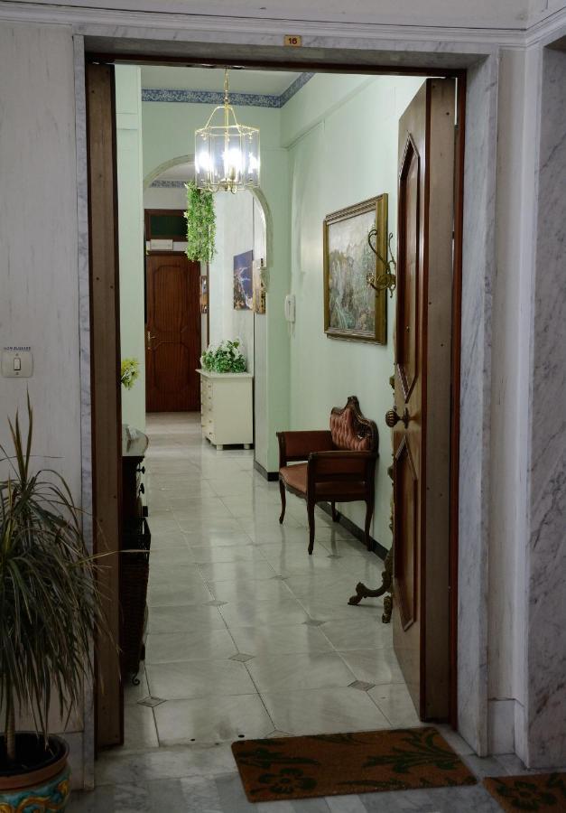 Residenza Margherita - Centralissima Apartment Salerno